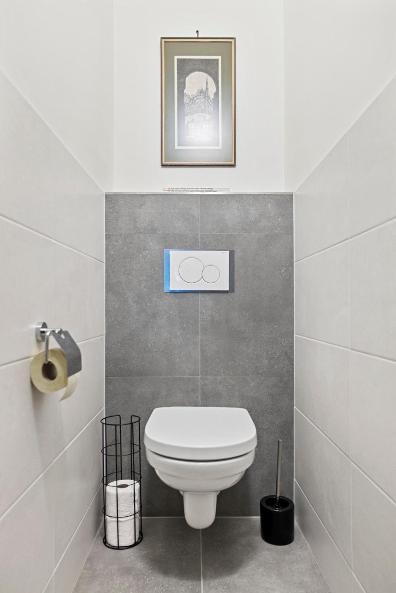 Cozy, Generous - 10 Min To City-centre - Contactless 24h Check-in Apartment Wien